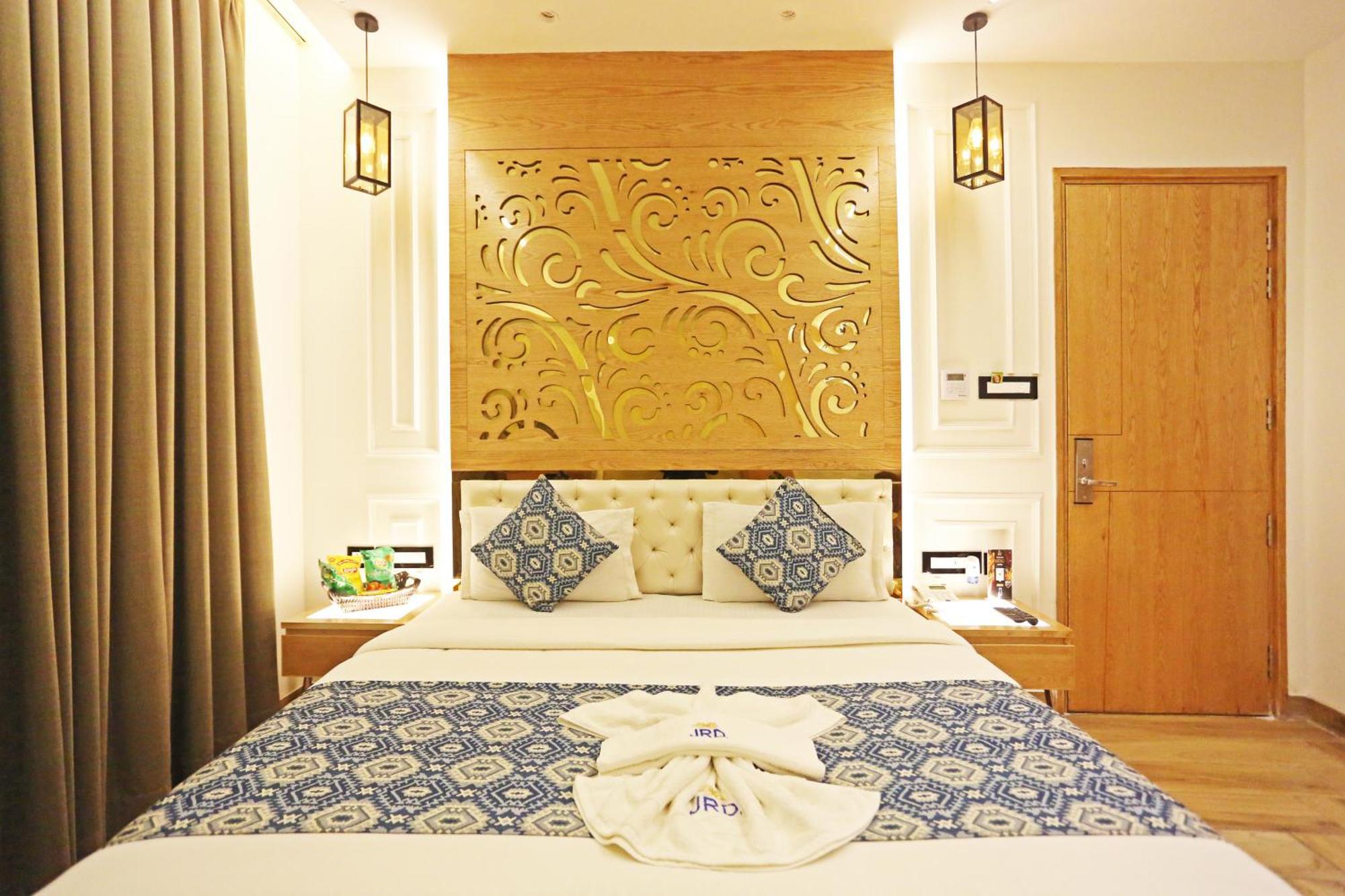 Jrd Luxury-Business Hotel New Delhi Exterior photo