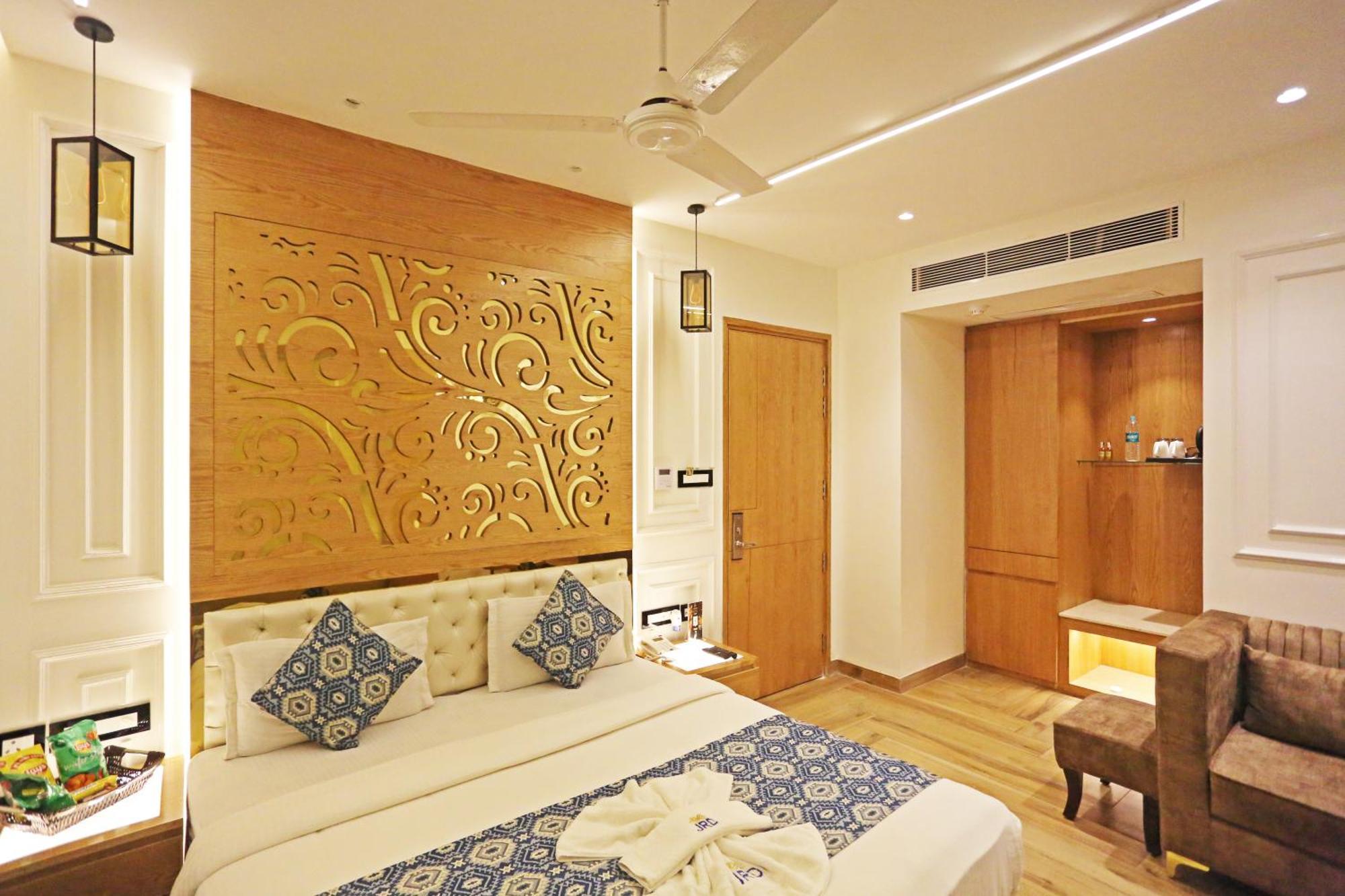 Jrd Luxury-Business Hotel New Delhi Exterior photo