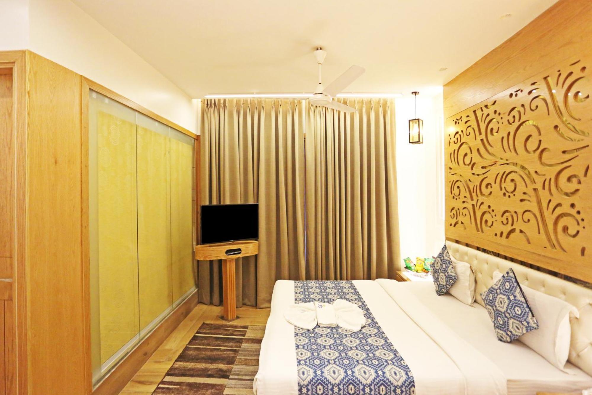 Jrd Luxury-Business Hotel New Delhi Exterior photo