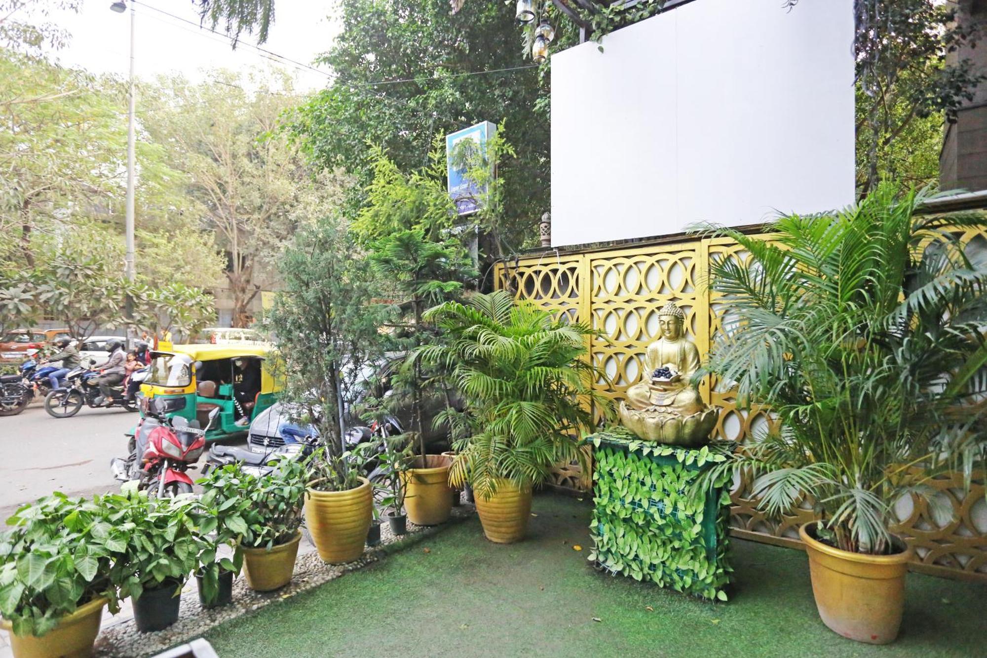 Jrd Luxury-Business Hotel New Delhi Exterior photo