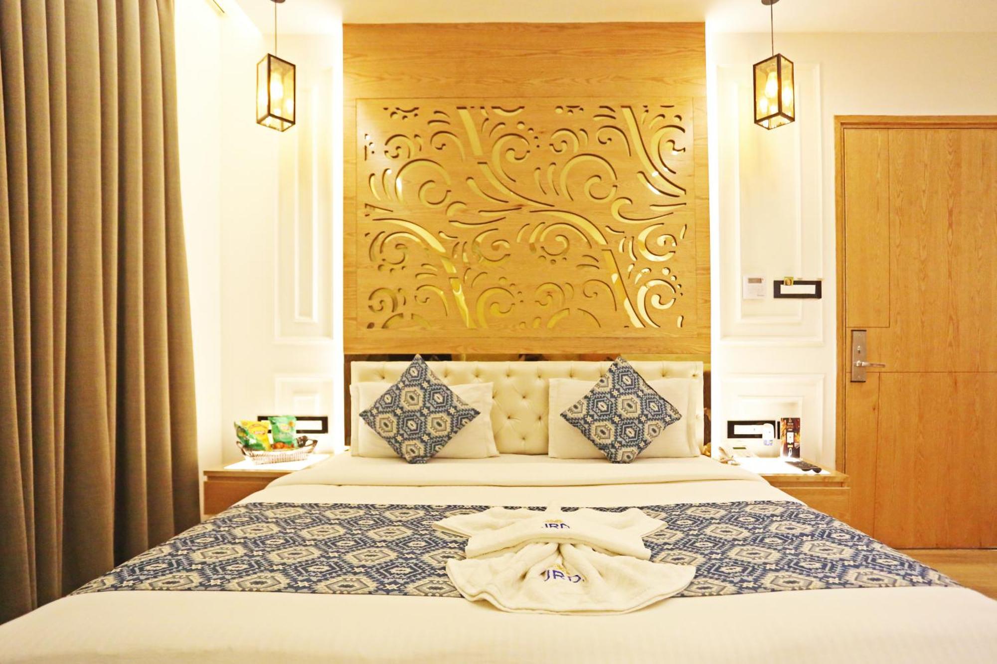 Jrd Luxury-Business Hotel New Delhi Exterior photo